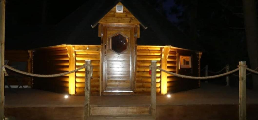 Chambres D'Hotes Les 4 Vents Yzengremer Exterior photo