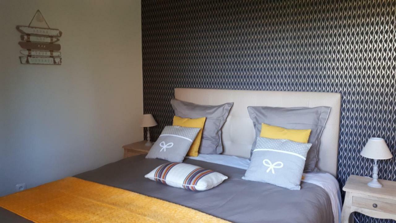 Chambres D'Hotes Les 4 Vents Yzengremer Exterior photo